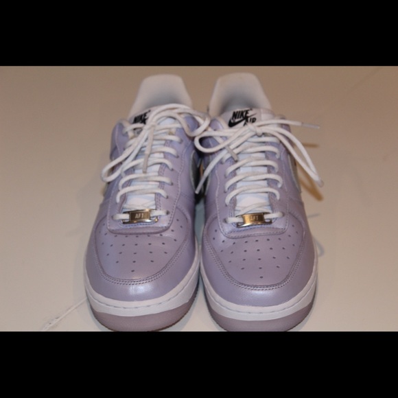 Nike Airforce 1 - Picture 2 of 8